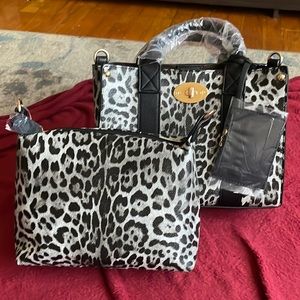 3 in 1 Vegan Leather Crossbody and mini tote set *New*